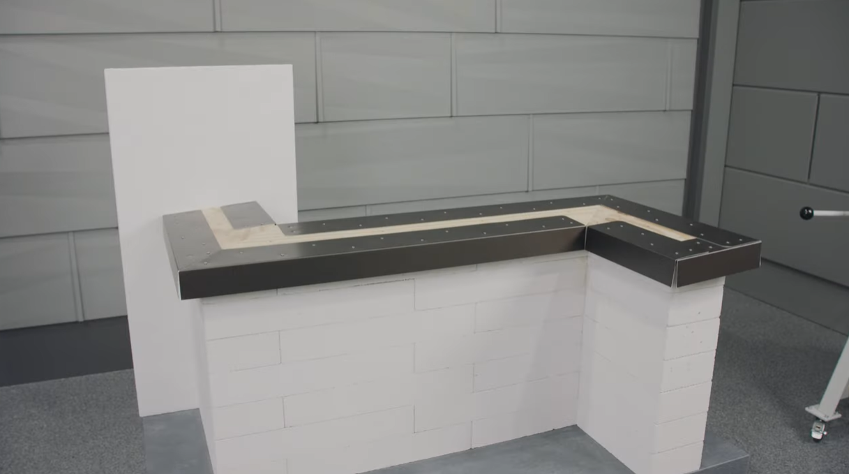 Attika- und Mauerabdeckung Unterkonstruktion Vorstossprofil