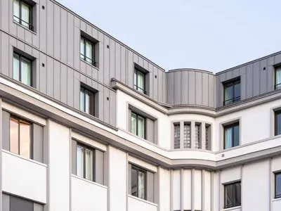 Façade PREFALZ en Gris Quartz dans la ville de Le Mans