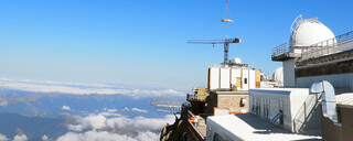 Vue d'ensemble du Pic du Midi de Bigorre dont l'extension sera revêtue en Prefalz Blanc