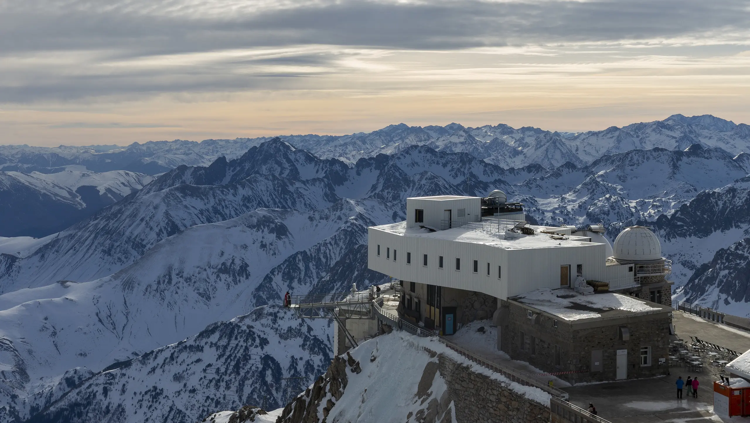 Pic du Midi de Bigorre en joint debout Prefalz en P.10 blanc pur