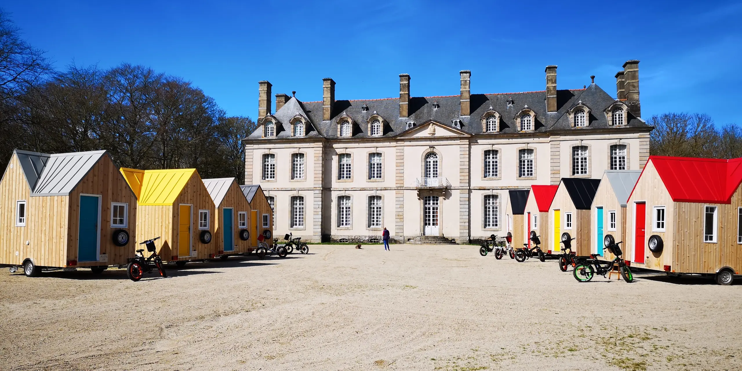 PREFALZ et FALZONAL sur les Tiny Houses mobiles et écologiques des Cahutes