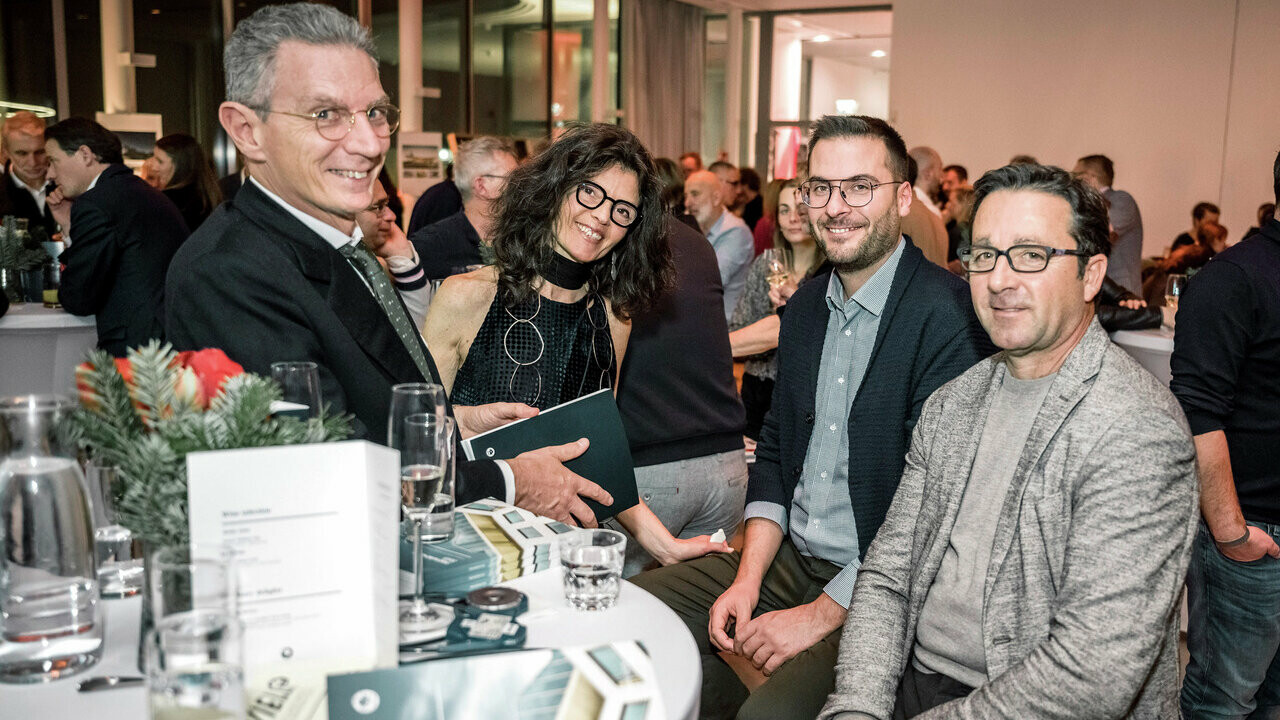 L'architecte Emilio Randazzo, Cinzia Favara Scacco,l'architecte Vittorio Frontini, l'artisan Piero Stanco.